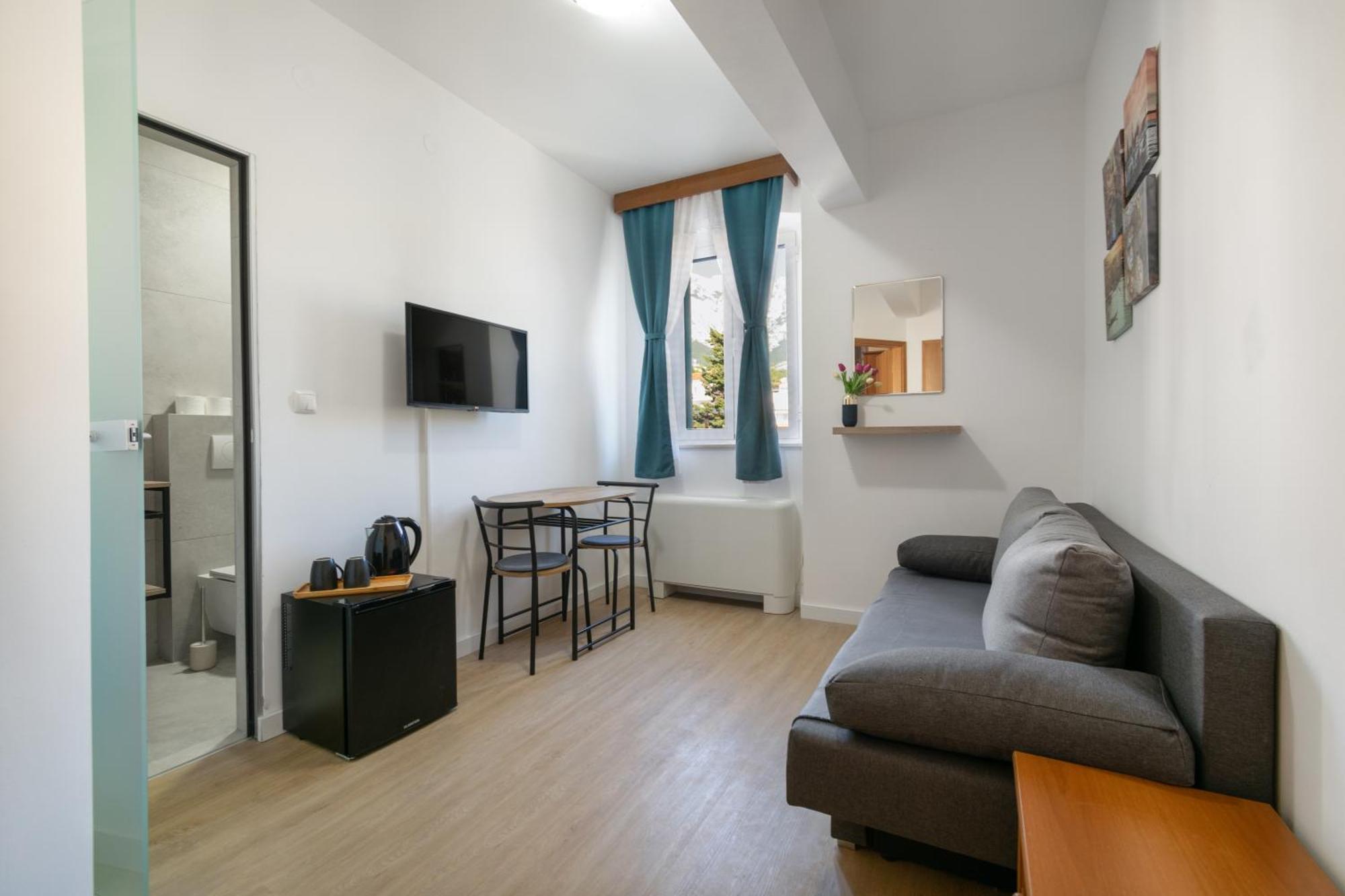 Bed & Breakfast Palac -Free Parking- Baska Voda Exterior photo